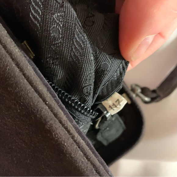 PRADA "zaffiro" blue-black SUEDED LEATHER top handle bag - Picture 7 of 12